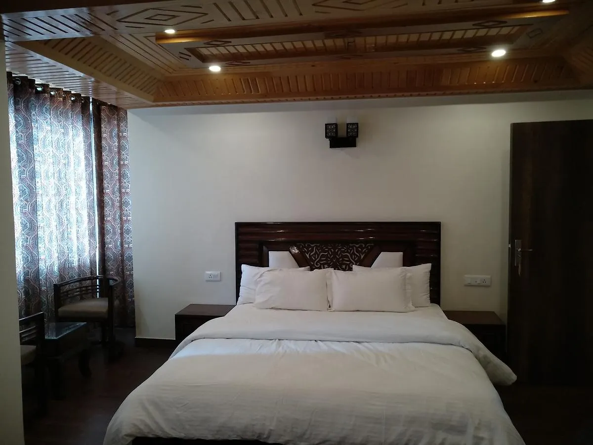 Dusk N Dawn Hotel Shimla